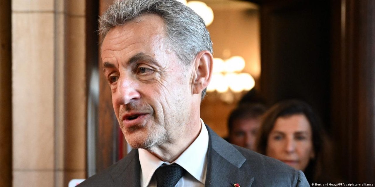 Sarkozy'ye verilen üç yıllık hapis cezası onandı