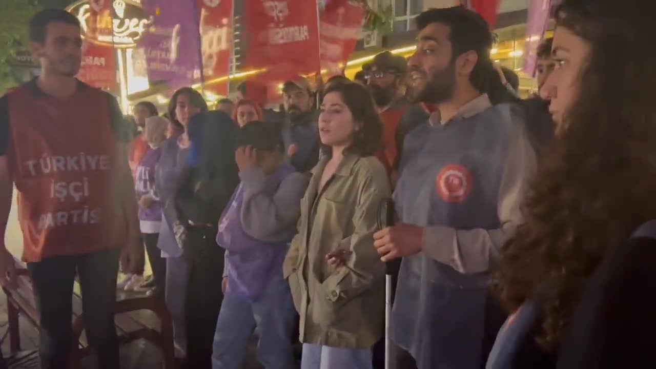 Kemal Kılıçdaroğlu için Ankara'da seçim çalışması yürüten TİP üyelerine polis müdahalesi