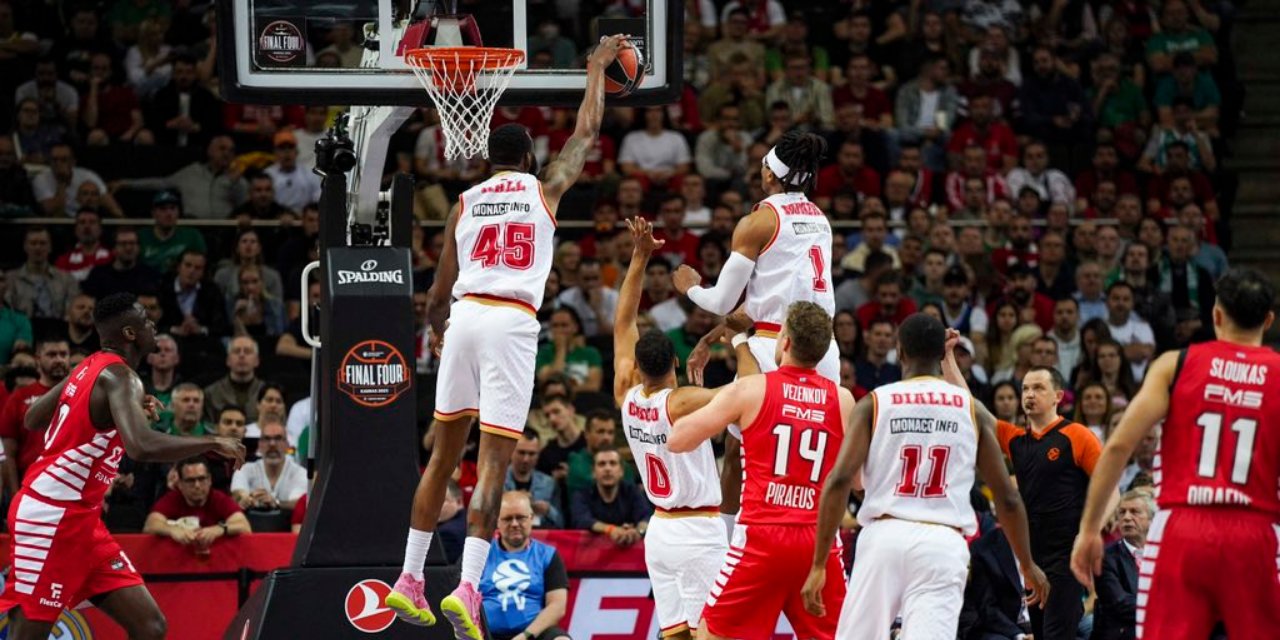 THY Euroleague'de ilk finalist Olympiakos