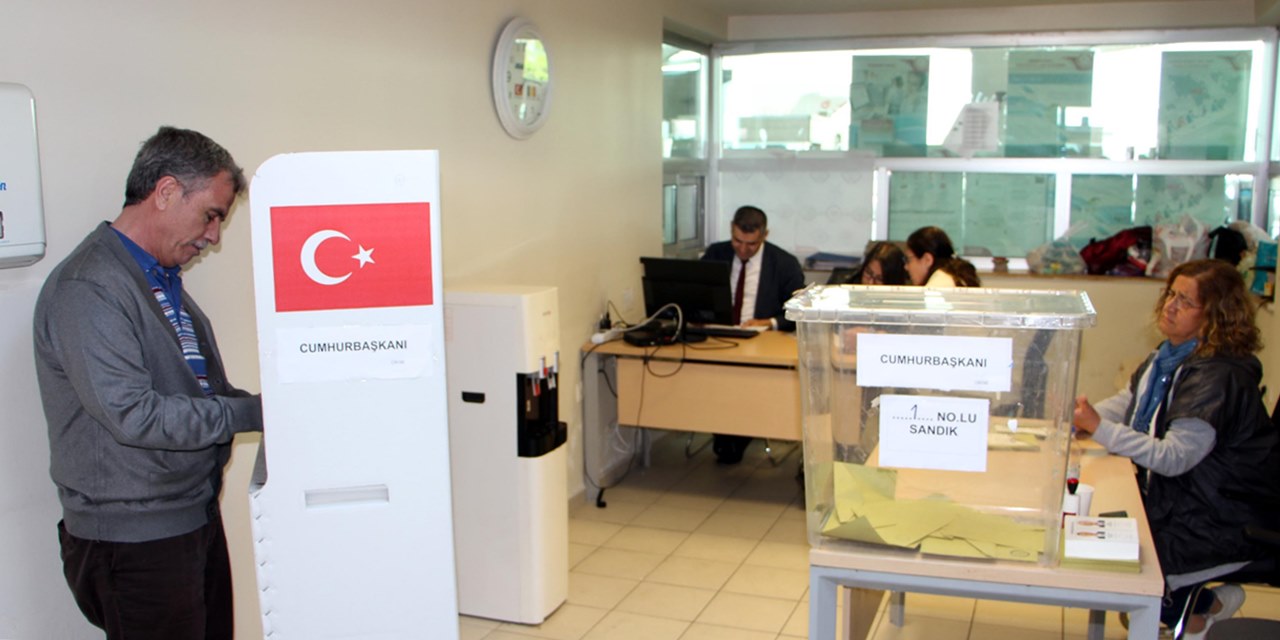 Yerel seçimler öncesi AKP ve CHP'de düşüş var; MHP ise oylarını ikiye katladı
