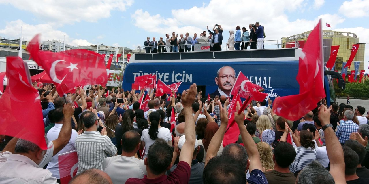 Özgür Özel: Pazar günü sandığa giderek bu ülkenin kaderini değiştirin