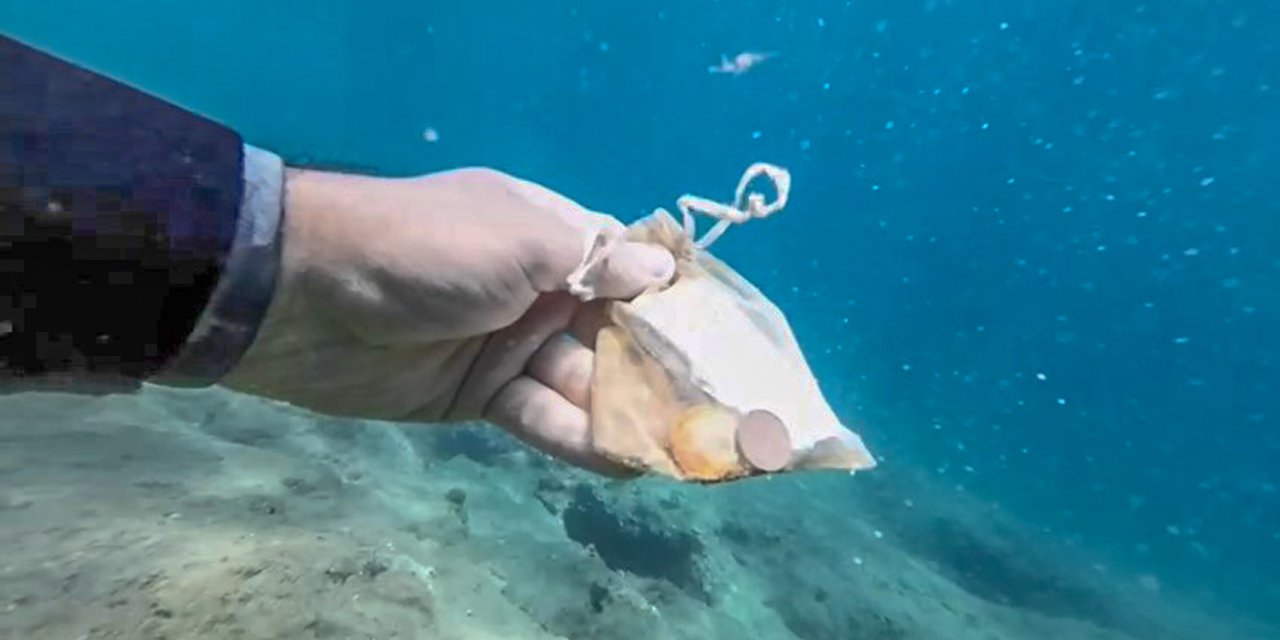 Denizden plastik poşetlerle atılan Hıdırellez dilekleri çıkarıldı... Ekosisteme zarar veriyor