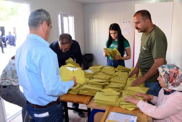 Cumhurbaşkanlığı 2. Tur seçimlerinde İzmir'de ilk sonuçlar