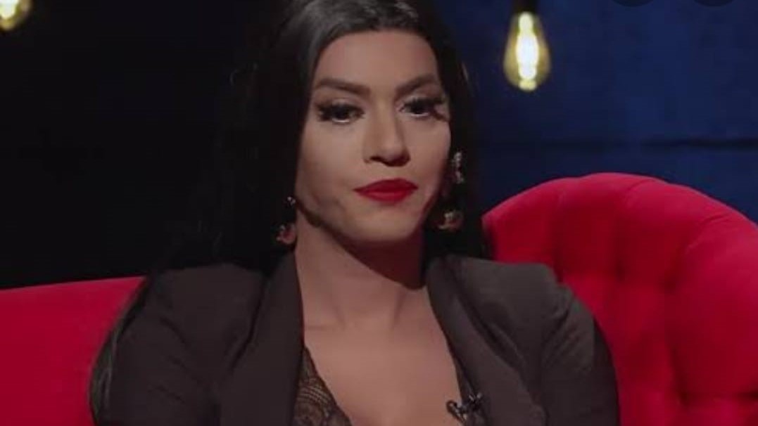 "RTÜK, trans oyuncu Çağla Akalın'ın katıldığı programı yayından kaldırdı"