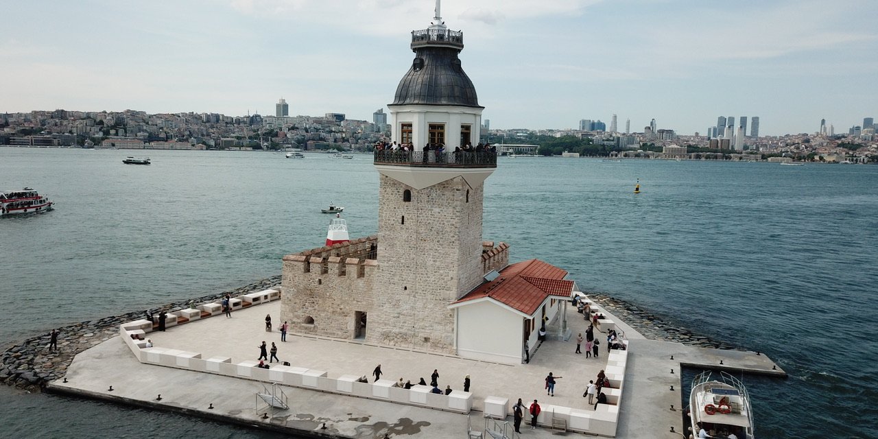 Kız Kulesi'nde ücretsiz son gün yoğunluğu