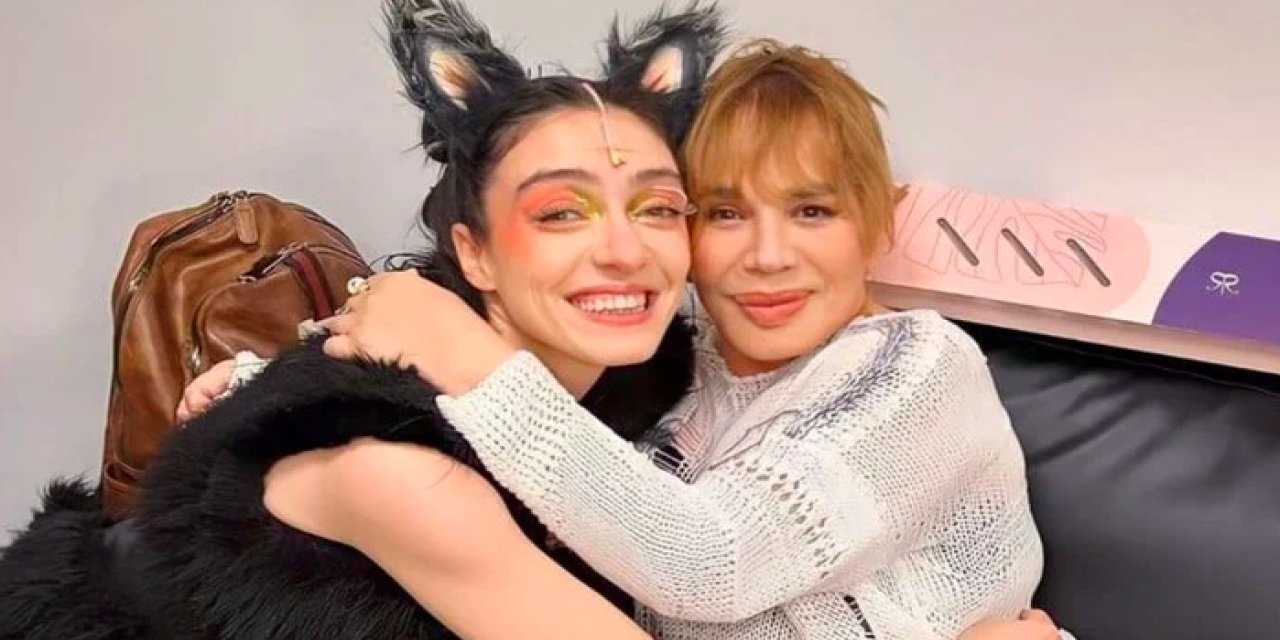 Sezen Aksu, Merve Dizdar'ı tebrik etmek için kulisine gitti