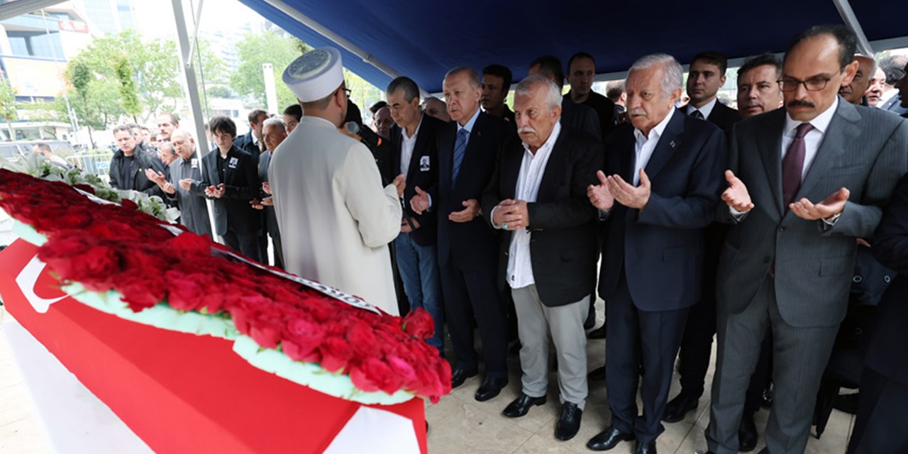 Erdoğan ve Hakan Fidan, Mehmet Barlas'ın cenazesine katıldı