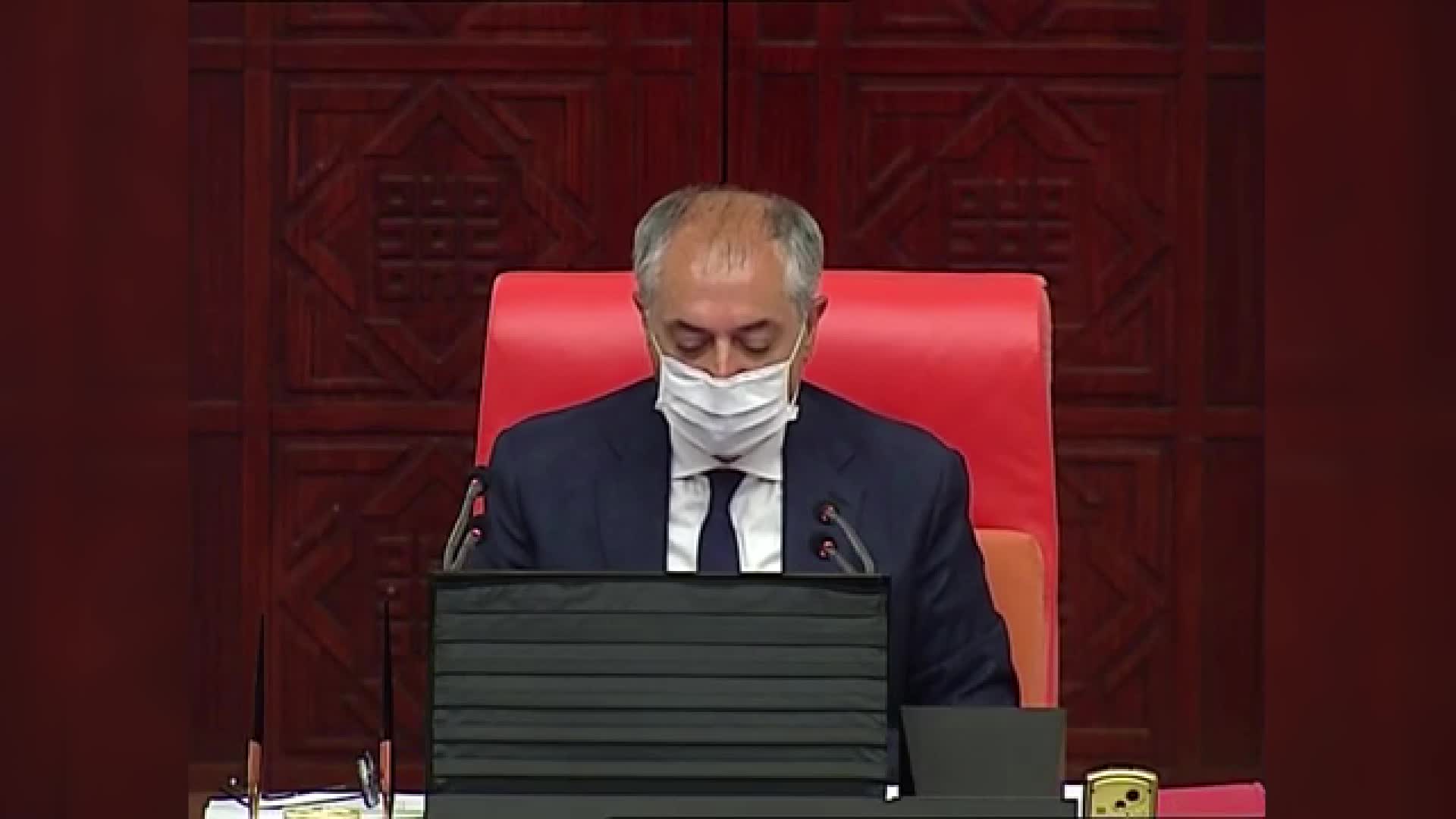 Muhalefetin "Ruhsar Pekcan araştırılsın" önergesi AKP ve MHP oylarıyla reddedildi
