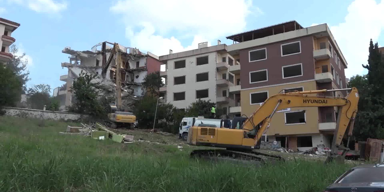 Büyükçekmece Belediye Başkanı Hasan Akgün: Deprem yarın olduğu takdirde İstanbul’da korkunç olaylarla karşı karşıya kalacağız