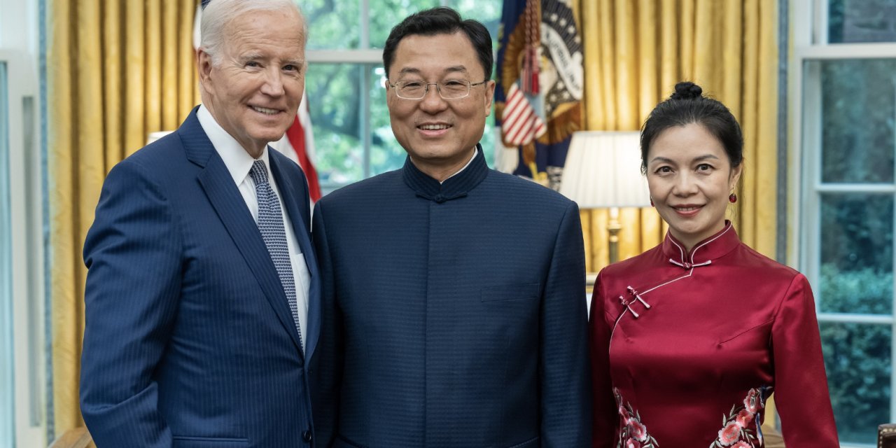 Çin’in yeni Washington Büyükelçisi Biden’a güven mektubunu verdi:  İki ülkenin iyi geçinmesi için doğru yolu keşfetmesi...