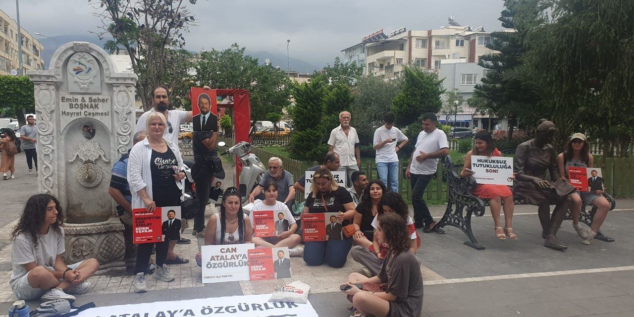 Hatay'ın 18 mahallesinde Can Atalay eylemi: Milletvekilimizi istiyoruz