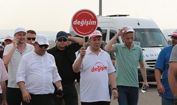 Tanju Özcan: Genel merkez önünde büyük kitleler sizi istifaya davet edecek