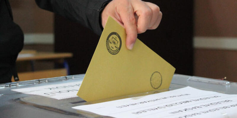 AKP'de gündem seçim barajı