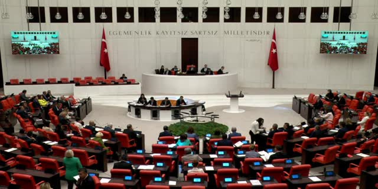 CHP'li Sümer Meclis'te söyledi:  Kamu hastanelerinde rüşvetle randevu satıldığı söyleniyor