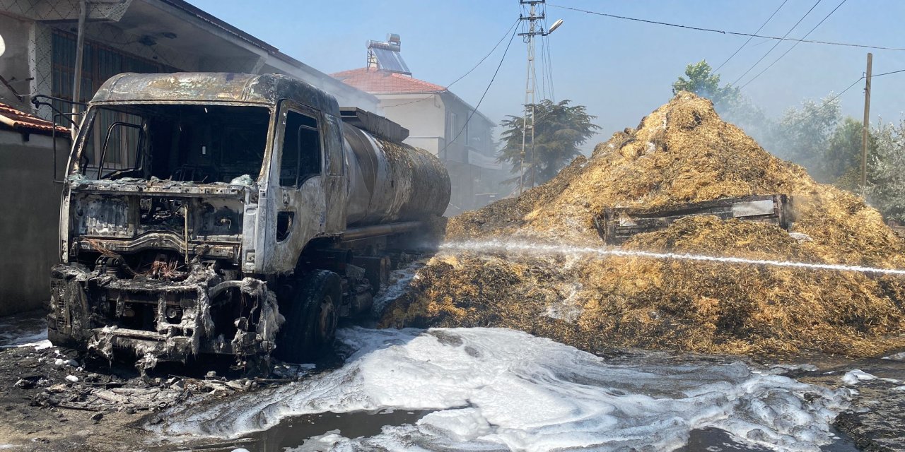 Tekirdağ'da saman yüklü TIR park halindeki tankere çarptı: Çıkan yangında alevler eve de sıçradı