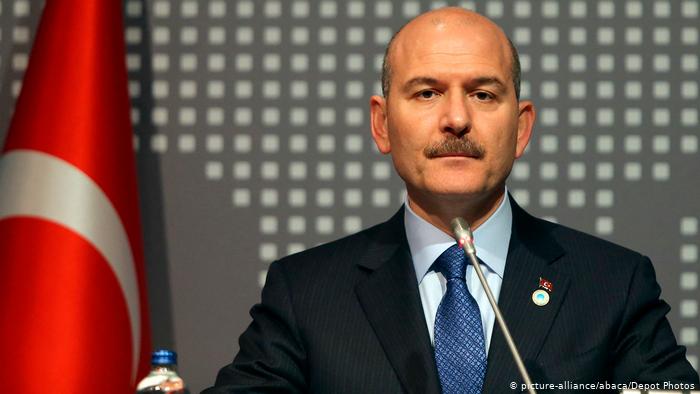 Soylu ilk kez muhalif gazetecilerin karşında