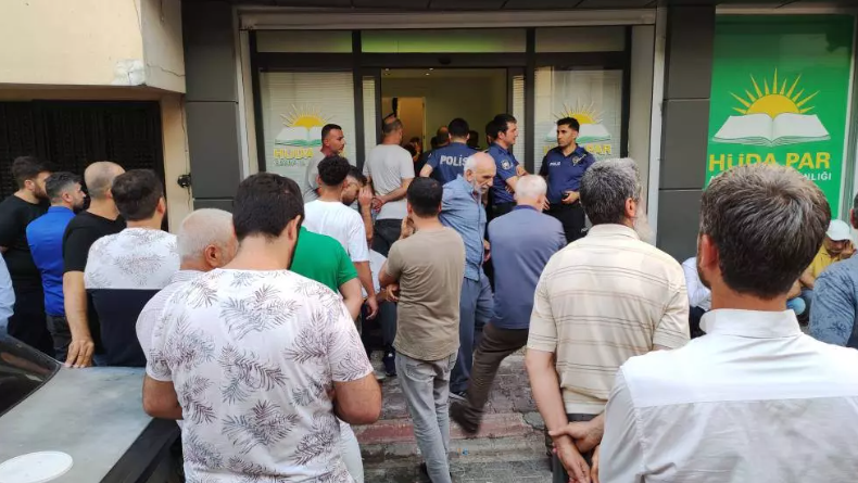 Adana'da HÜDA PAR il örgütü binasında bir kişiyi öldüren fail tutuklandı