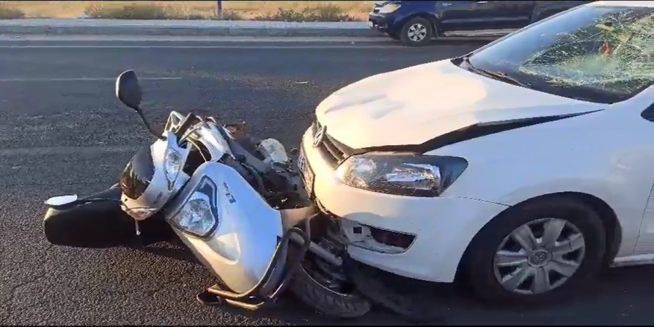 Elazığ’da otomobille motosiklet çarpıştı: 1’i ağır 5 yaralı