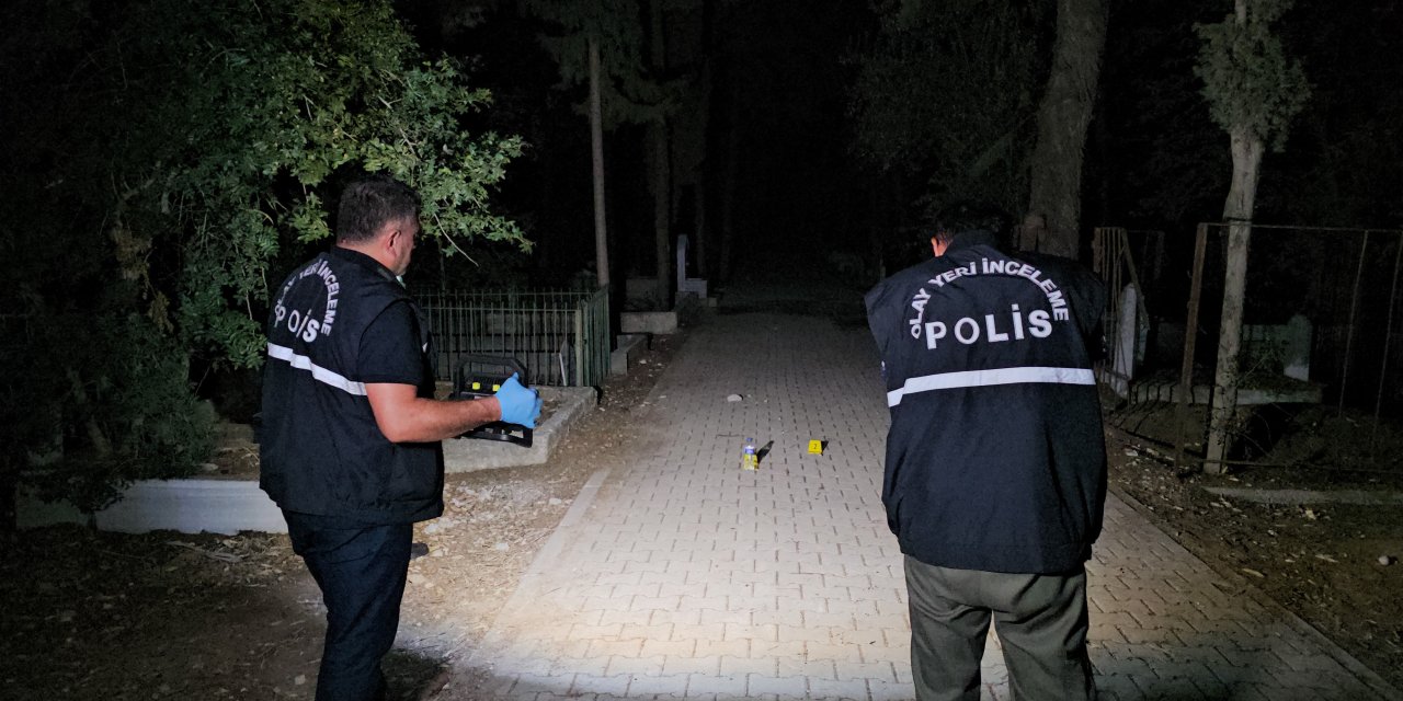 Adana'da 21 yaşındaki genç mezarlıkta başından vurulmuş halde bulundu