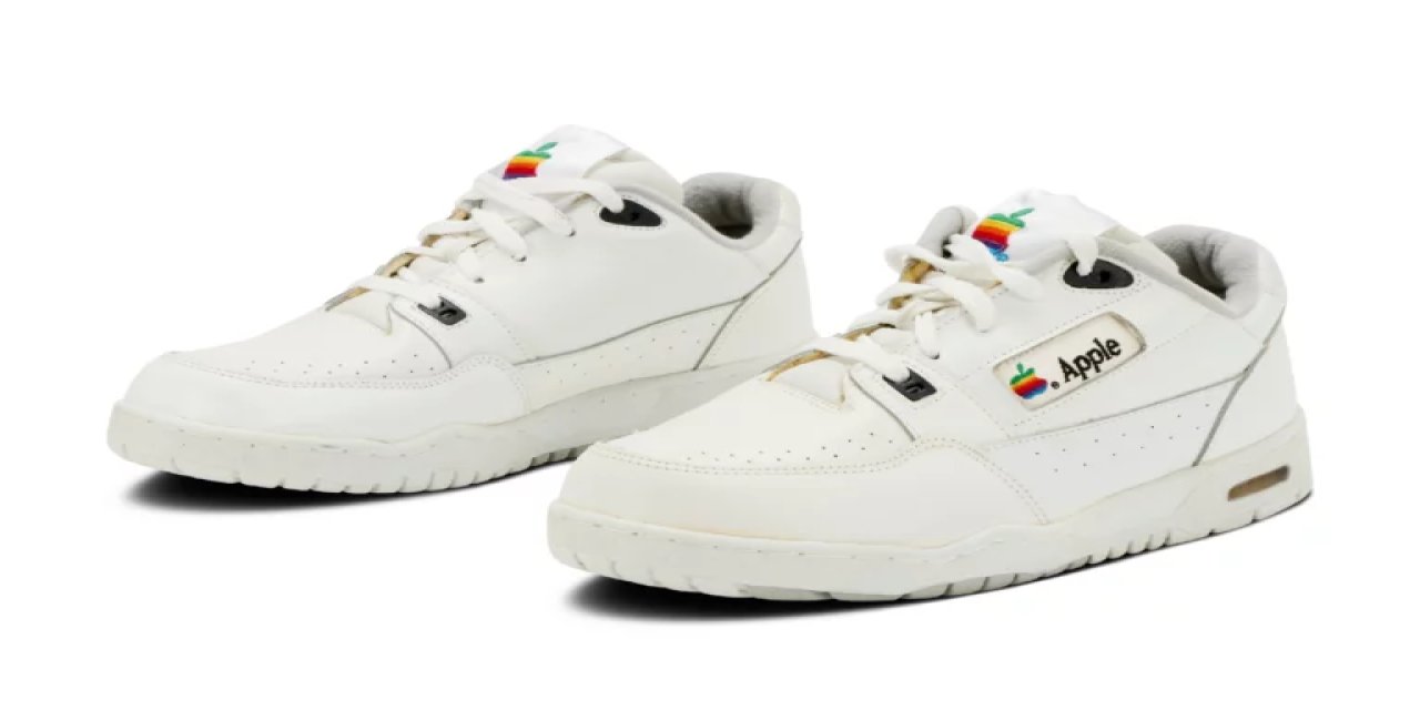 30 yıllık Apple ayakkabısı 50 bin dolara satışa çıktı