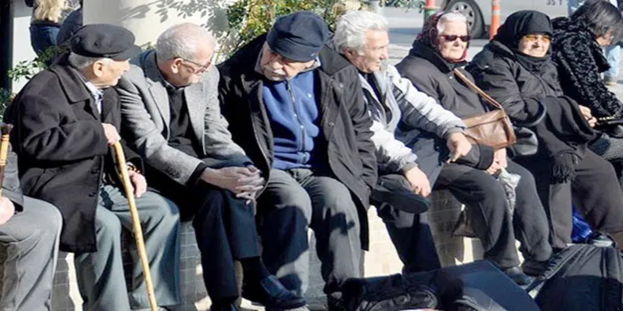 AKP'li vekilden emeklilerin kök maaşına 'düzenleme' sinyali