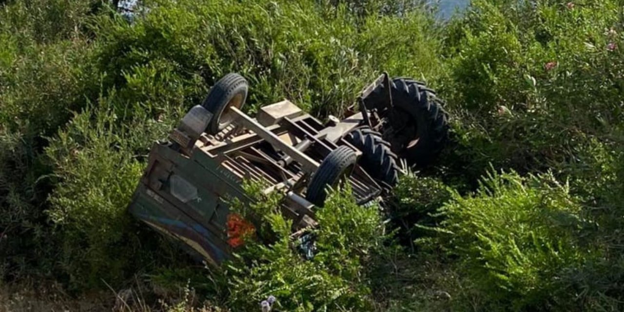 Adana’da traktör yoldan çıktı: 1 kişi yaşamını yitirdi, 1 kişi yaralı