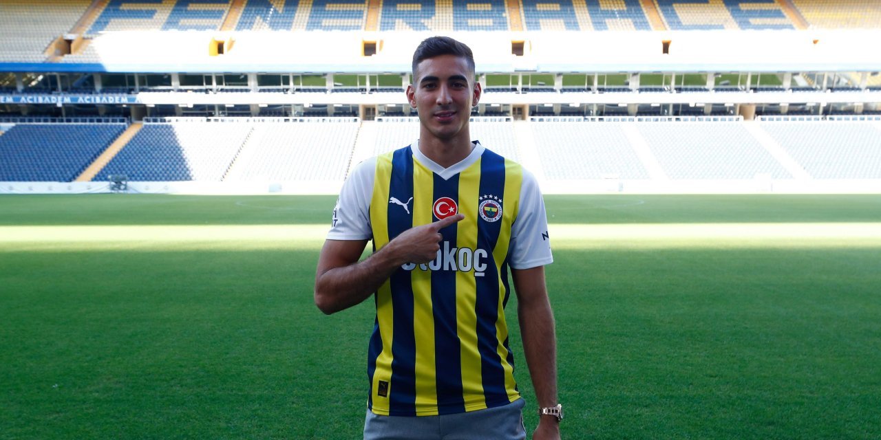 Fenerbahçe, hem Zajc'la yeni sözleşmeyi hem milli yıldızın transferini açıkladı