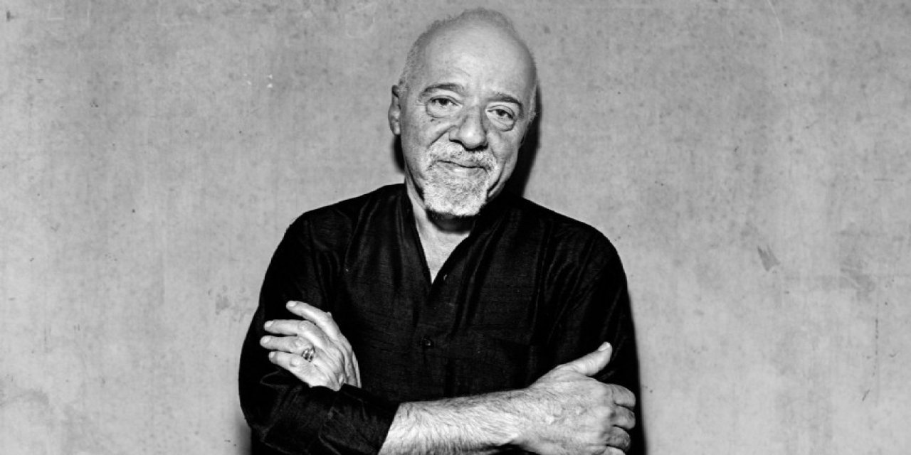 Dünyaca ünlü yazar Paulo Coelho, tarihi başarısı sonrası milli okçu Mete Gazoz'u kutladı