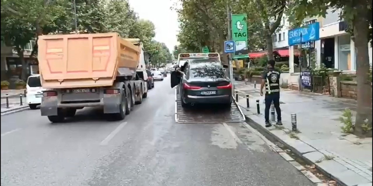 Kadıköy, Bağdat Caddesi'nde drift yapan şoföre 20 bin 342 lira ceza