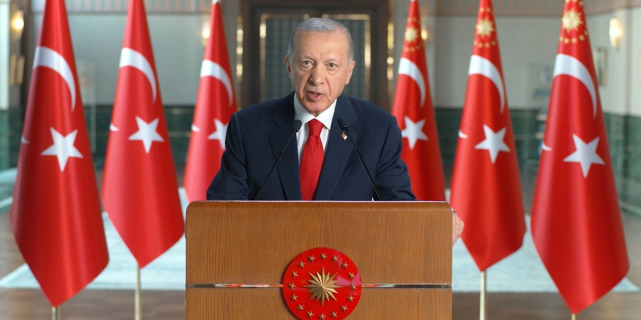 Cumhurbaşkanı Erdoğan'dan Çanakkale yangını açıklaması: Yayılması durduruldu