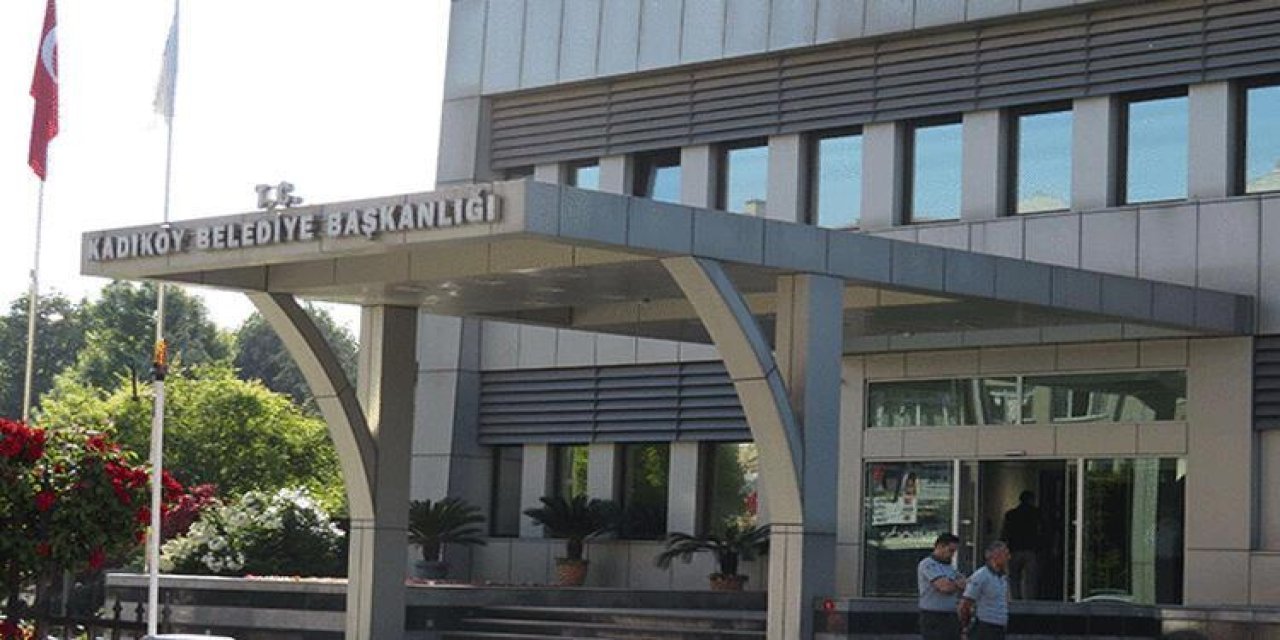 Kadıköy Belediyesi’nde ‘geçinemiyoruz’ eylemi: Yarım gün iş bırakacaklar