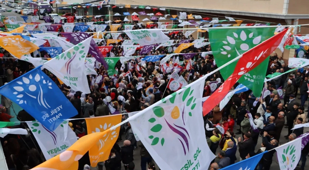 Yeşil Sol Parti'de isim önerileri tartışılıyor: Halkların Eşitlik ve Demokrasi Partisi, Halkların Eşitlik Partisi...