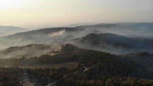 Çanakkale’de orman yangını 3. gününde devam ediyor: Toplam 11 köy boşaltıldı