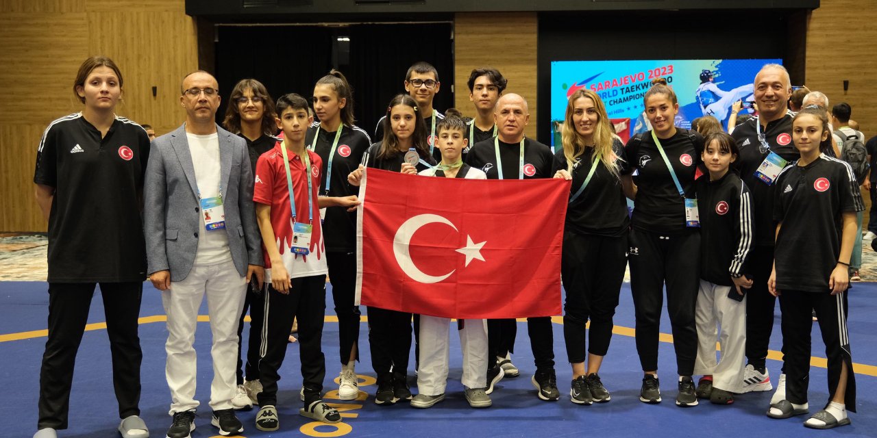 Utku Kap, Dünya Yıldızlar Taekwondo Şampiyonası'nda gümüş madalya kazandı