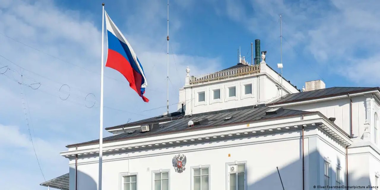 Rusya Danimarka'daki konsolosluk faaliyetlerini durdurdu