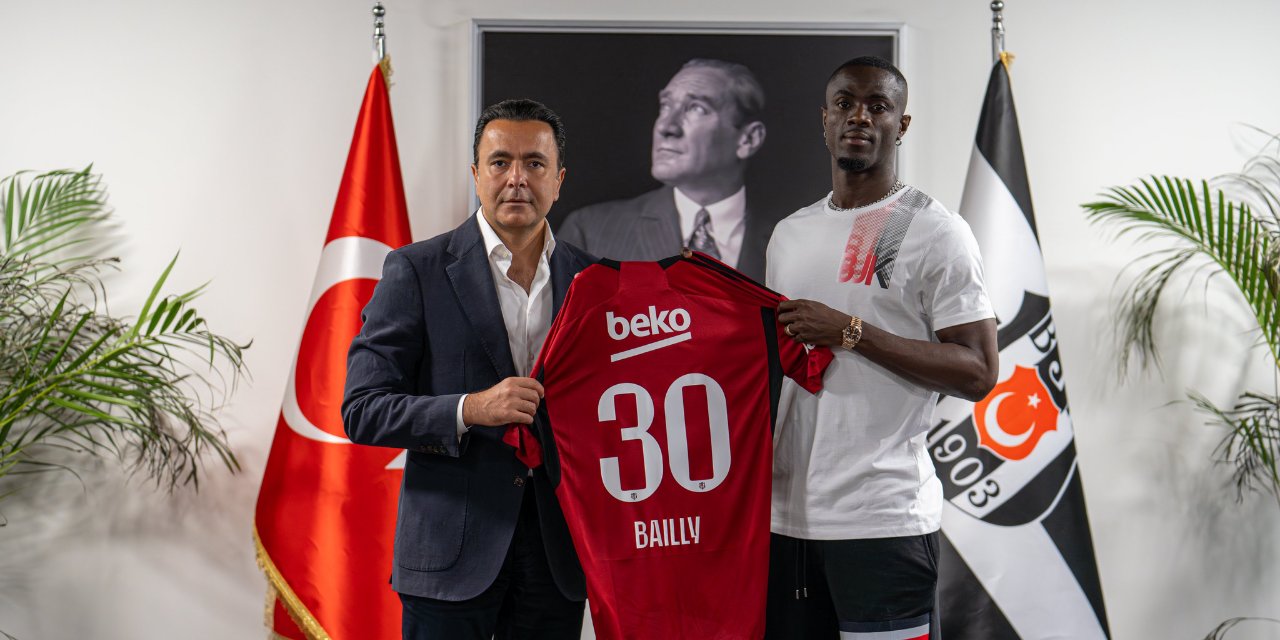 Beşiktaş'ın yeni transferinden Galatasaray itirafı: Zaha takımına gelmem için ikna etmek istedi