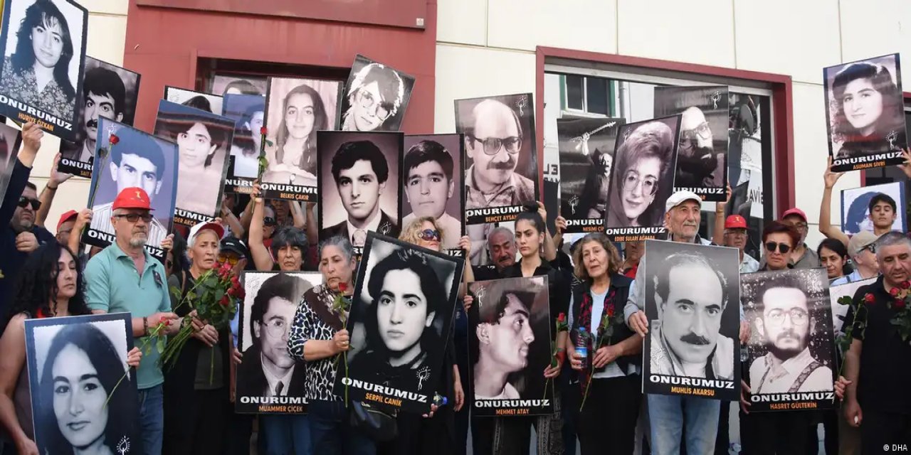 Ailelerden açıklama: 'AYM barbarları sokağa saldı'