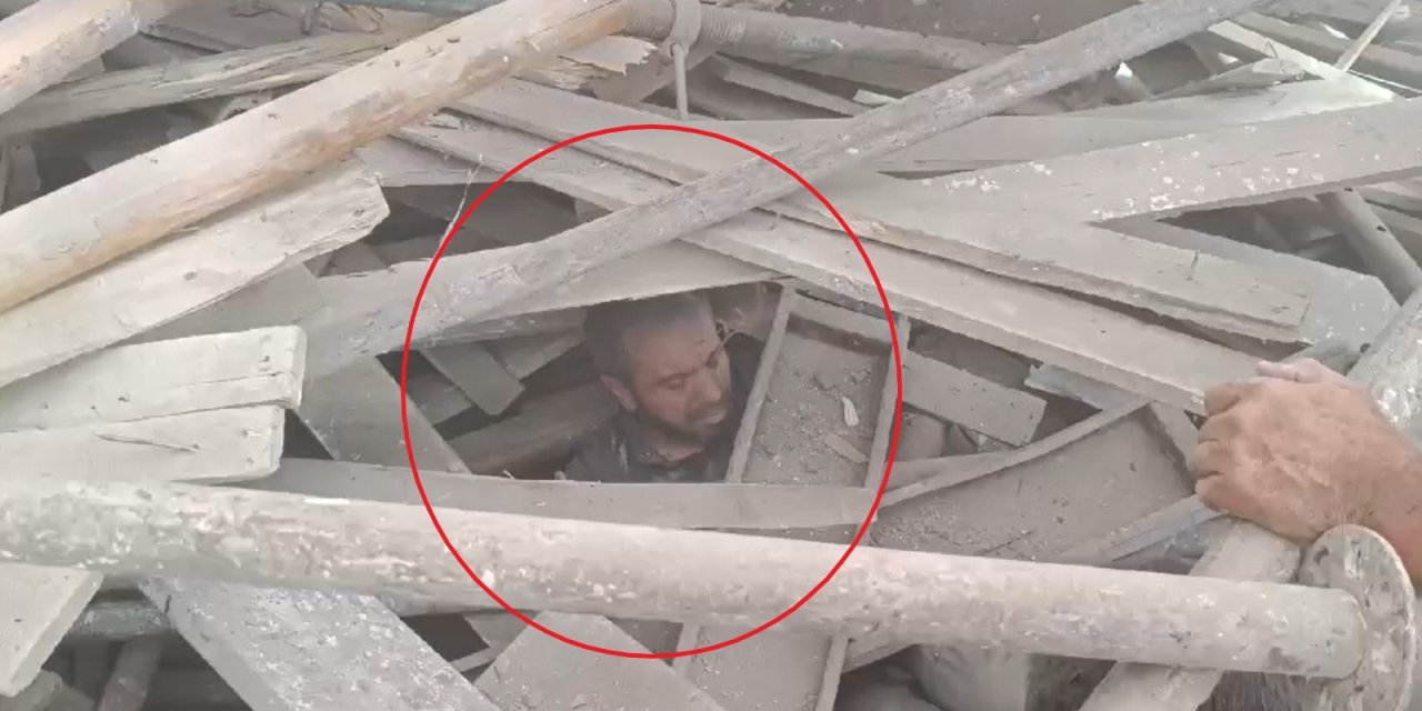 Cami inşaatında iskele çöktü: 4 işçi yaralı