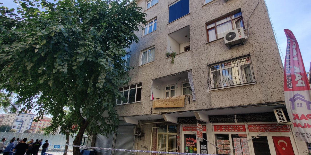 İstanbul'da kolonu patlayan bina boşaltıldı