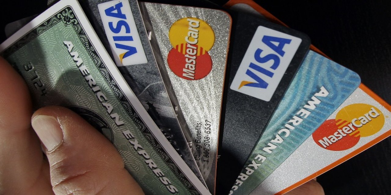 Kredi kartı faiz oranı değişiyor... Neler etkilenecek...