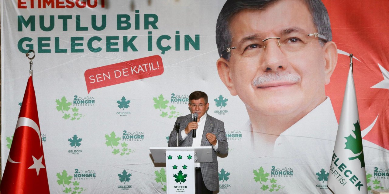 Ahmet Davutoğlu: Müzakere ederek iktidarın adayına destek verebiliriz