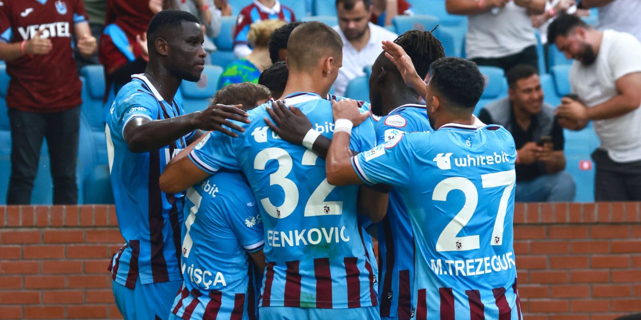 Trabzonspor, 10 kişi kaldığı maçta Pendikspor'u 2-1 ile geçti