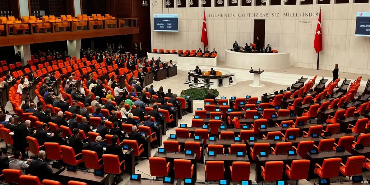 5 milletvekilinin fezlekesi Meclis'e gönderildi: Sezgin Tanrıkulu, Meral Beştaş, Pervin Buldan, Cemal Enginyurt ve Murat Bakan