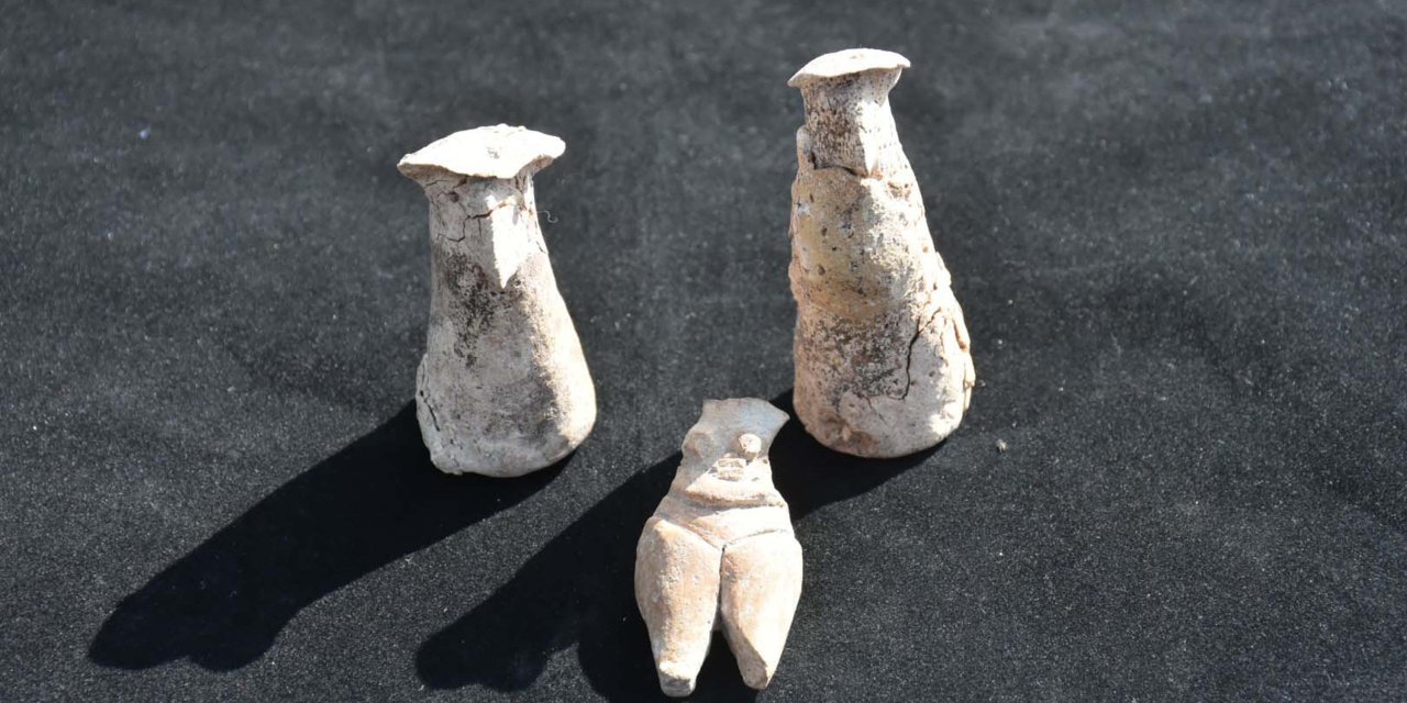 Ulucak Höyüğü'nde Anadolu'da görülmeyen eserler bulundu