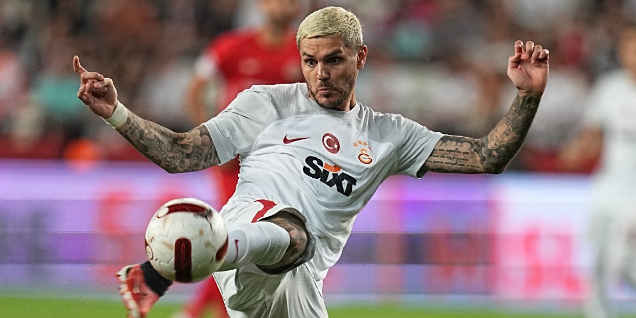 Galatasaray, Antalya deplasmanında 3 puanı 2 golle aldı