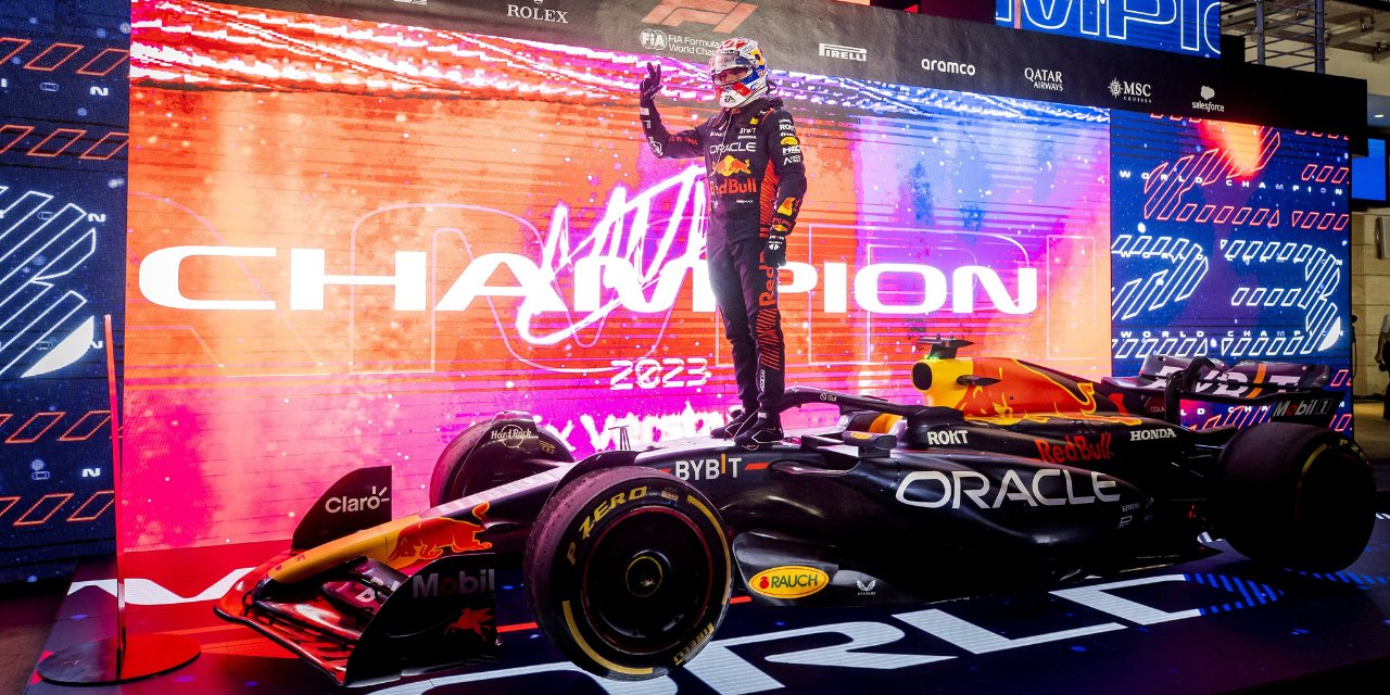 Formula 1'de Max Verstappen üst üste 3. kez şampiyon