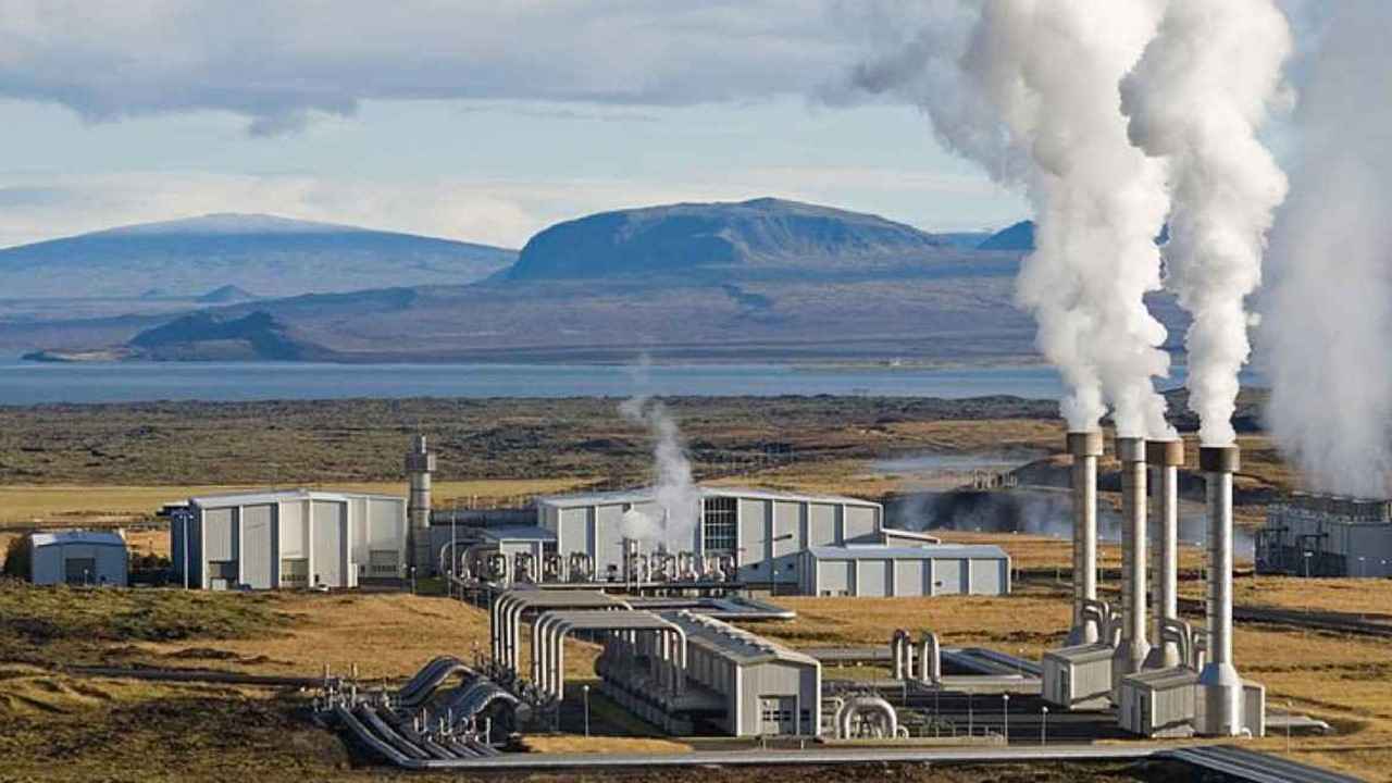 CHP'den çarpıcı rapor: Jeotermal elektrik santrallerinin yüzde 61’i tarım arazilerine kurulu