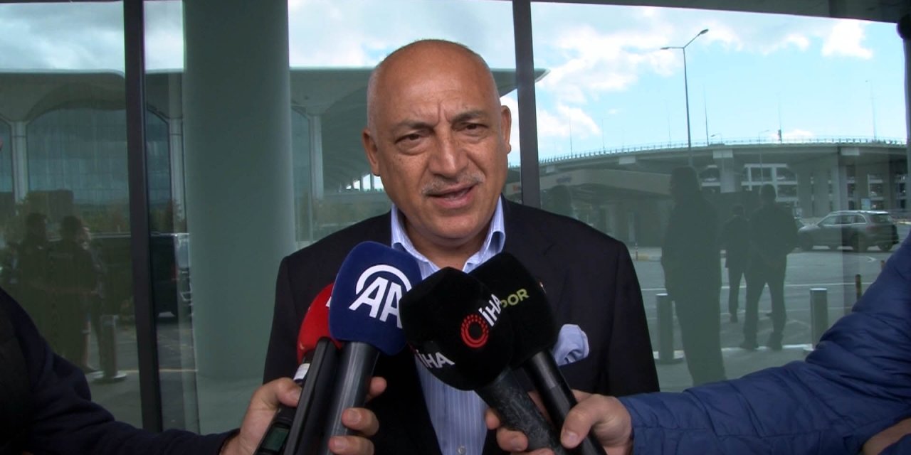 Mehmet Büyükekşi'den Montella, stadyum ve Euro 2032 ve kupa finali açıklaması: Şu an suyu bulandırmak doğru değil