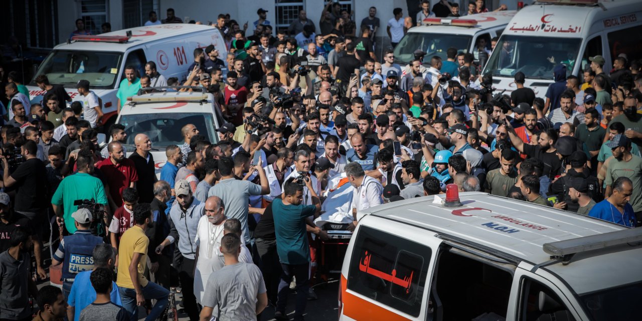 Hamas, İsrail'in sivilleri taşıyan konvoyu hedef aldığını iddia etti: 70 ölü