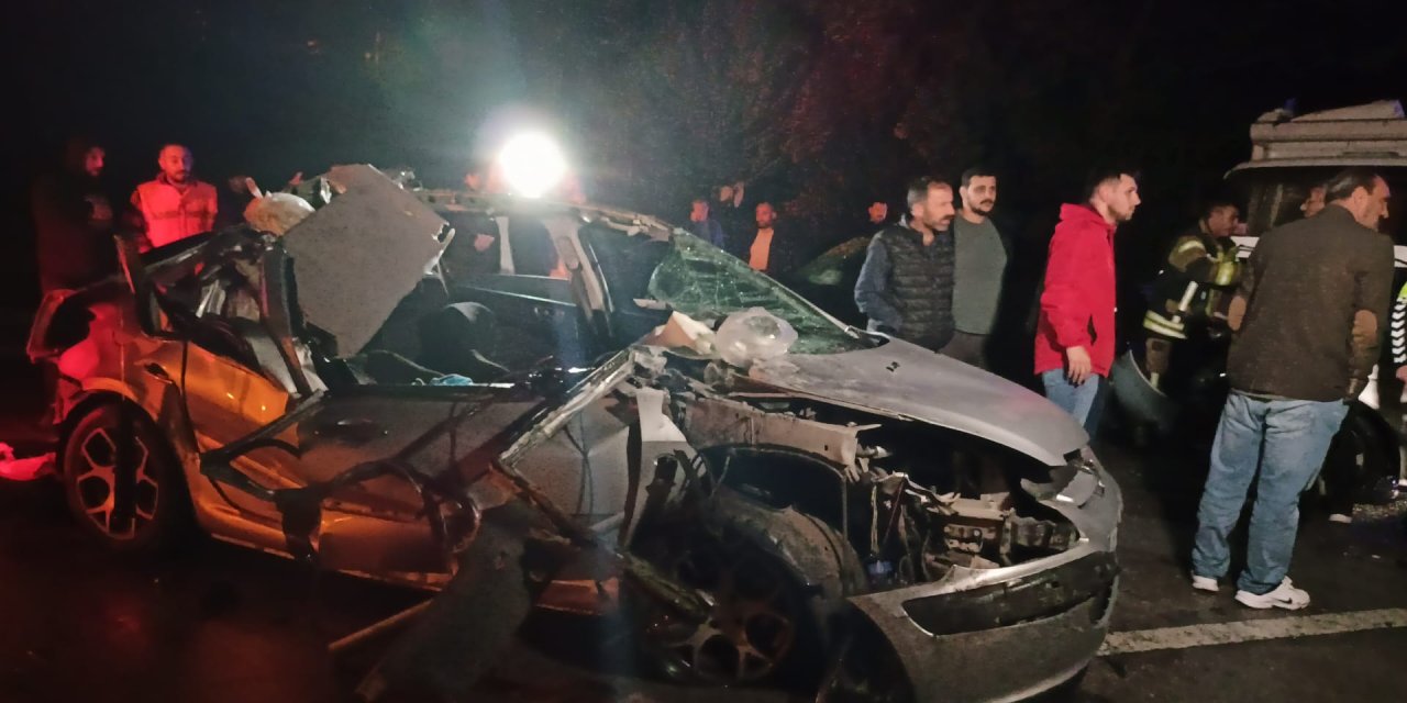 TEM'de 26 aracın birbirine girdiği kazada 2'si ağır 13 kişi yaralandı